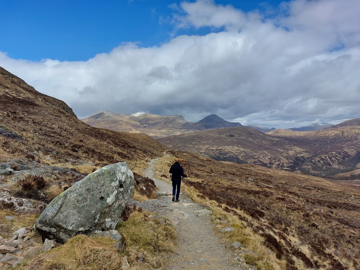 How can we align again with the natural cycles and prevent burnout?